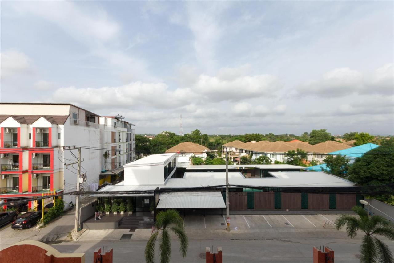Seven Seas Resort Pattaya By Justin Bãi biển Jomtien Ngoại thất bức ảnh