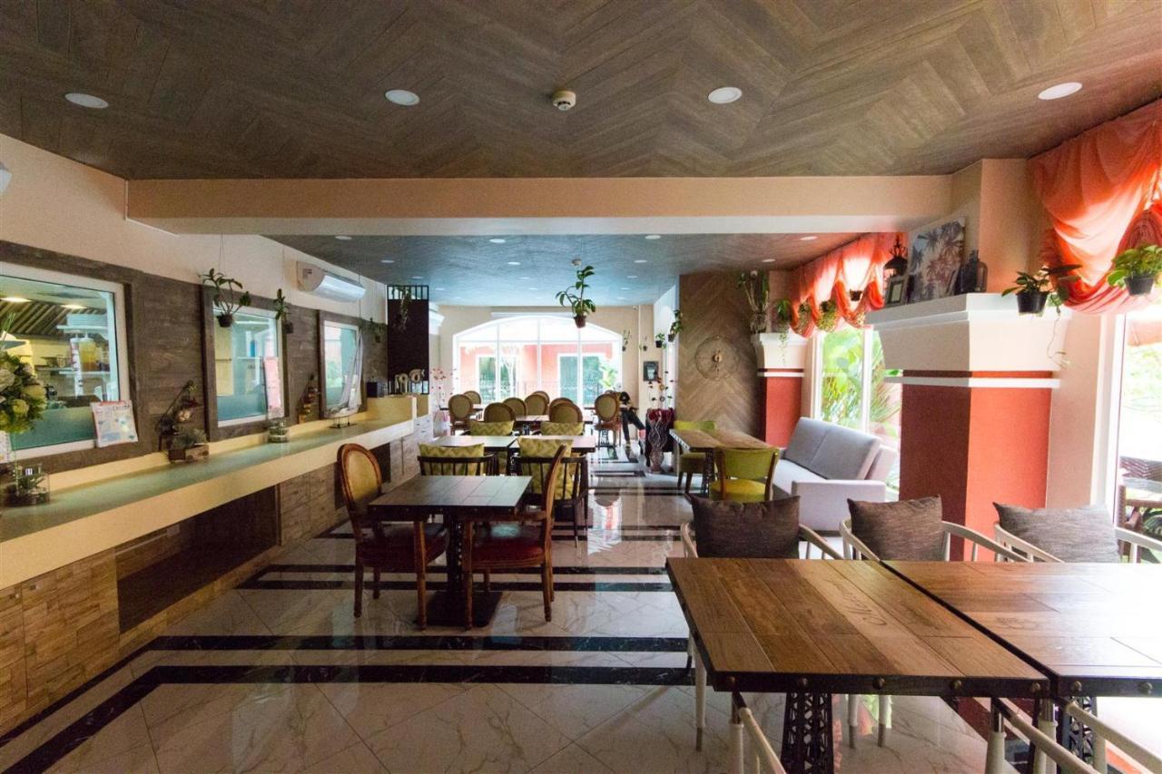Seven Seas Resort Pattaya By Justin Bãi biển Jomtien Ngoại thất bức ảnh