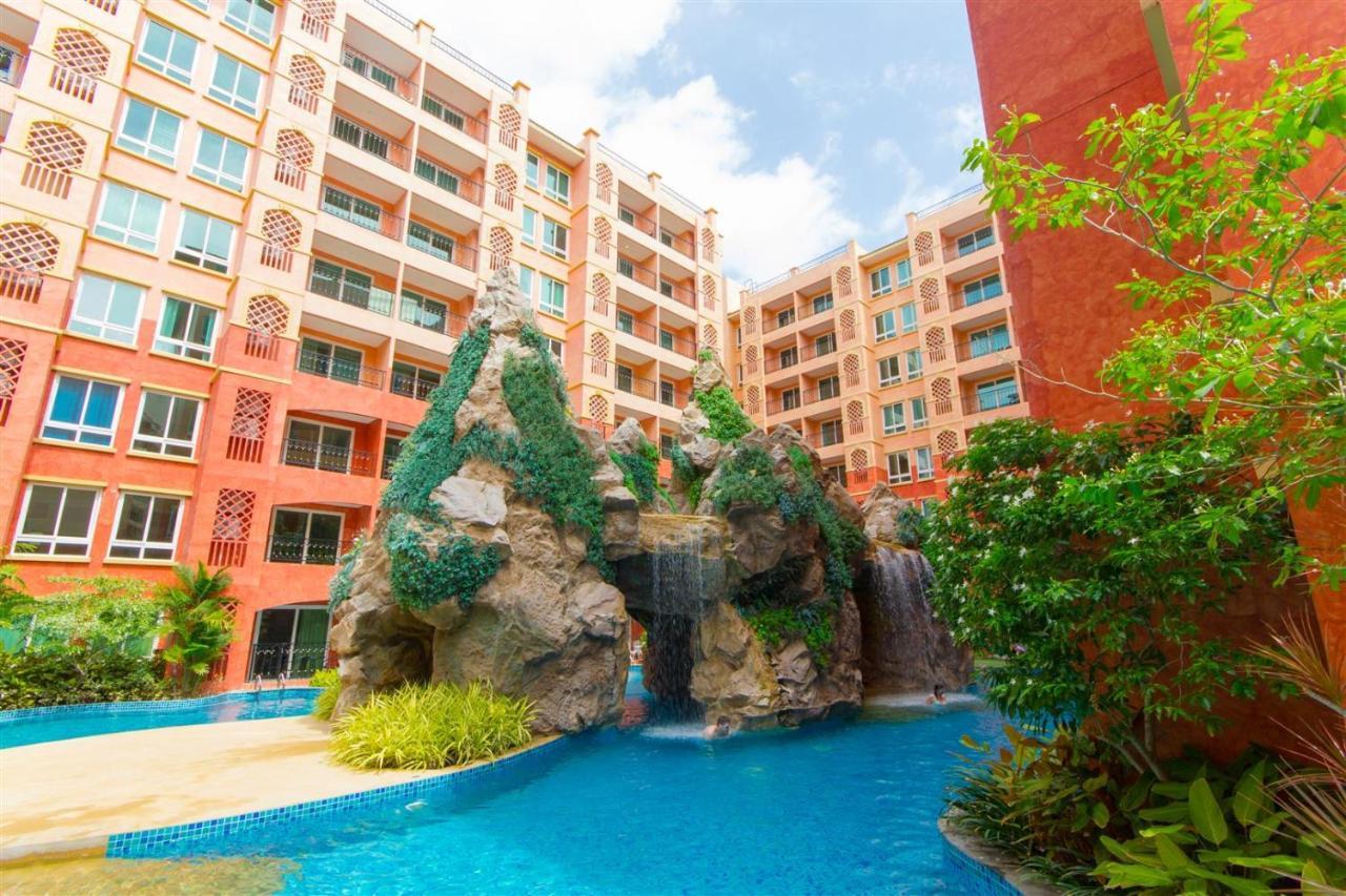 Seven Seas Resort Pattaya By Justin Bãi biển Jomtien Ngoại thất bức ảnh