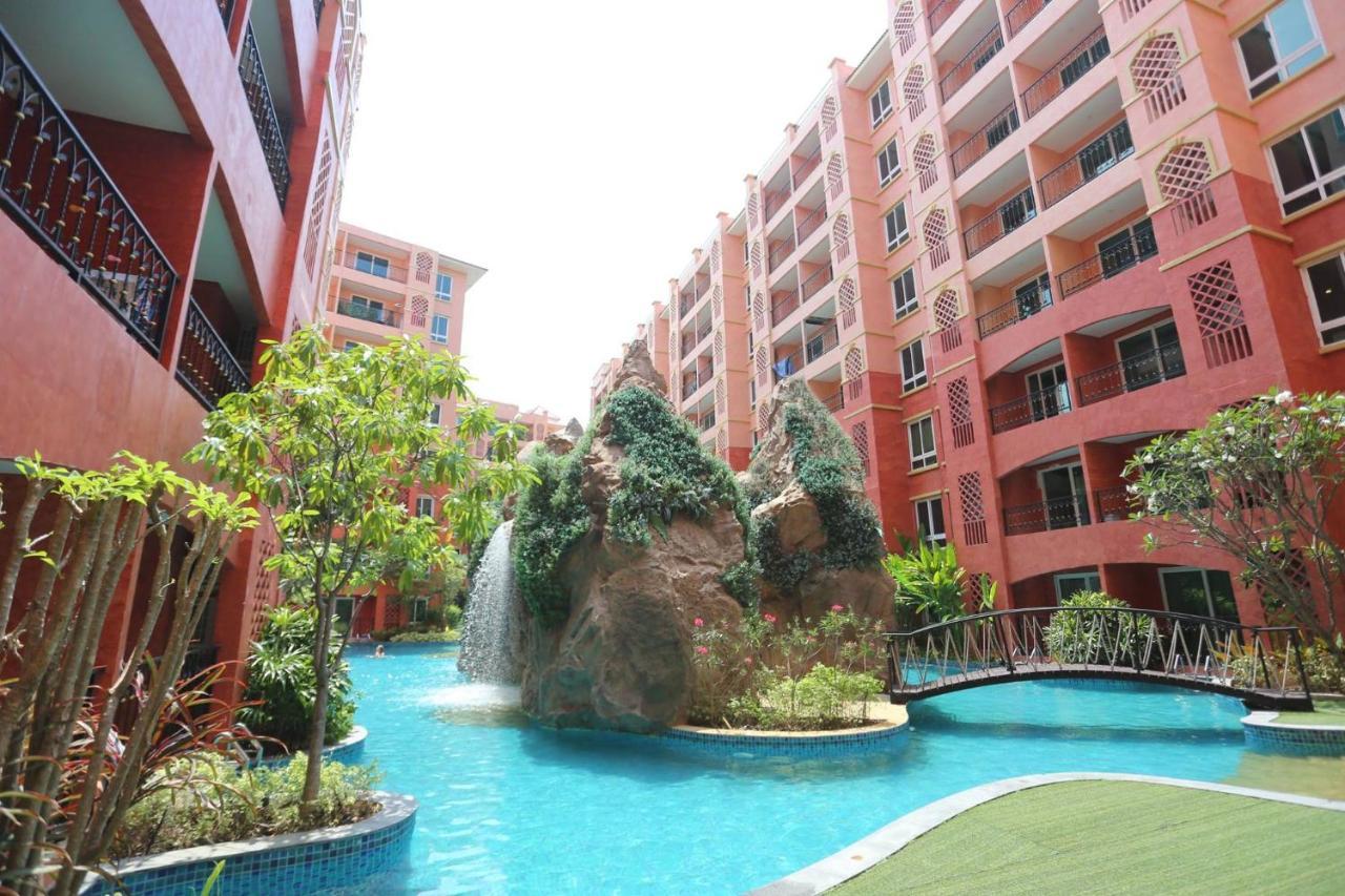 Seven Seas Resort Pattaya By Justin Bãi biển Jomtien Ngoại thất bức ảnh